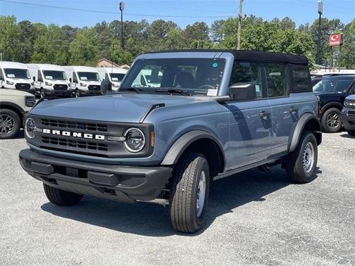 2025 Ford Bronco Base