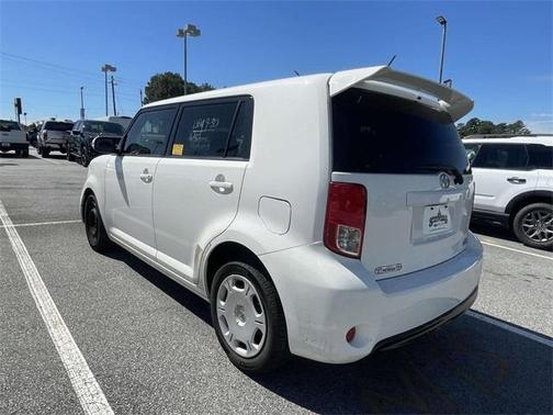 2013 Scion xB Base