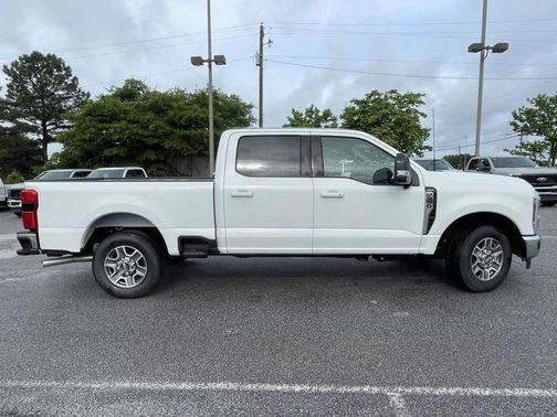 Black Metallic 2026 Ford F-250 Lariat