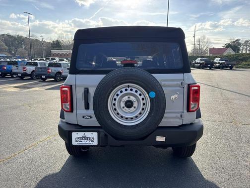 Avalanche 2026 Ford Bronco Base