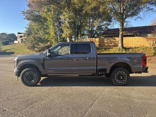 2026 Ford F-250 Platinum