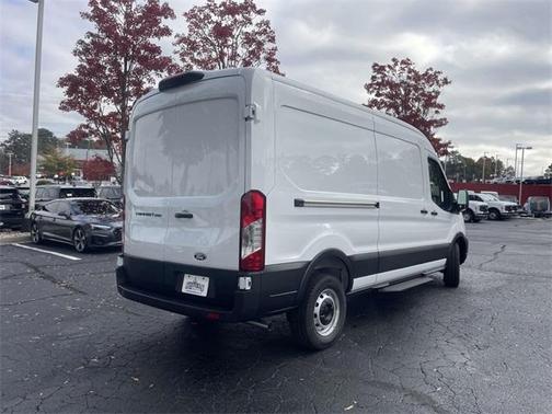 2026 Ford Transit-250 148 WB Medium Roof Cargo