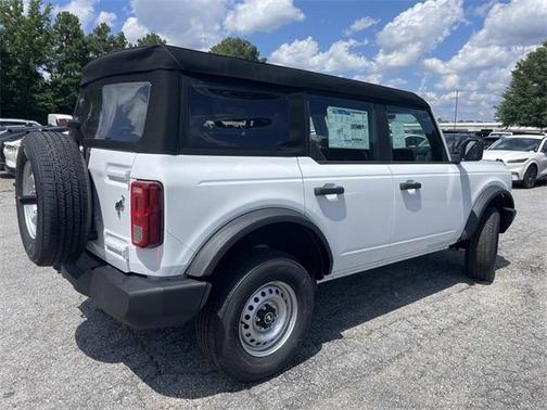 2025 Ford Bronco Base