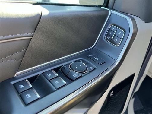 2025 Ford F-250 Platinum