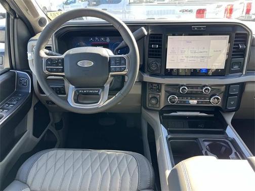 2025 Ford F-250 Platinum