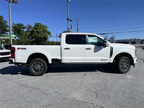 2025 Ford F-250 Platinum