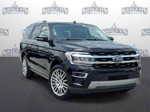 Black Metallic 2022 Ford Expedition Limited