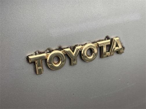 2005 Toyota Camry XLE
