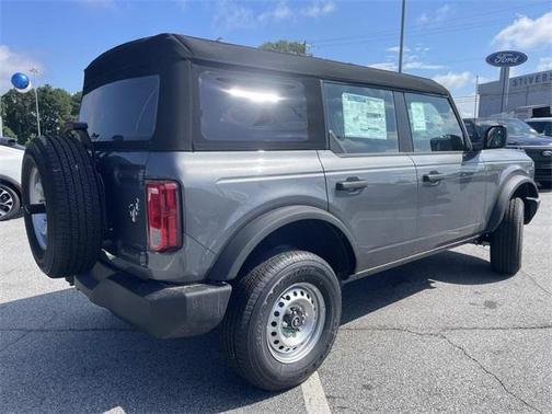 2025 Ford Bronco Base
