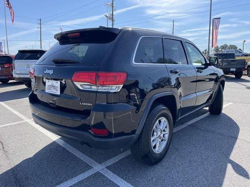 2019 Jeep Grand Cherokee Laredo