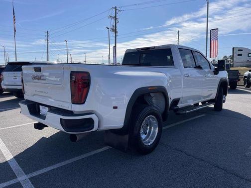 2024 GMC Sierra 3500 Denali