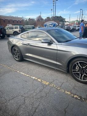 2022 Ford Mustang EcoBoost Premium