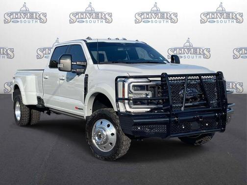 Avalanche 2025 Ford F-450 Platinum