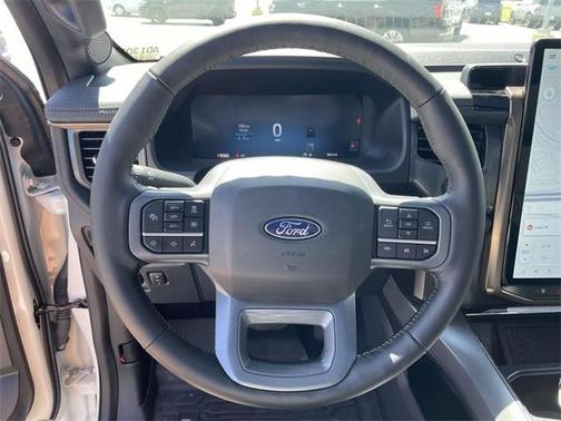 2024 Ford F-150 Lightning LARIAT