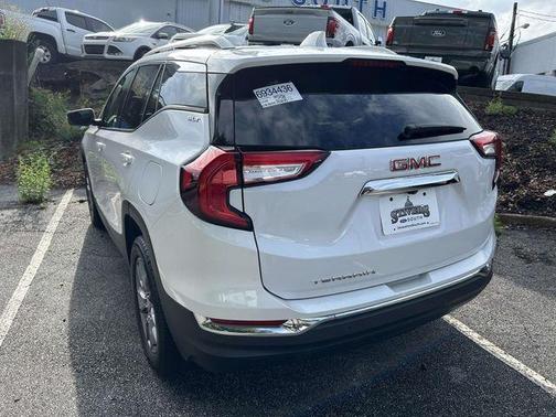 White Frost Tri-Coat 2023 GMC Terrain SLT