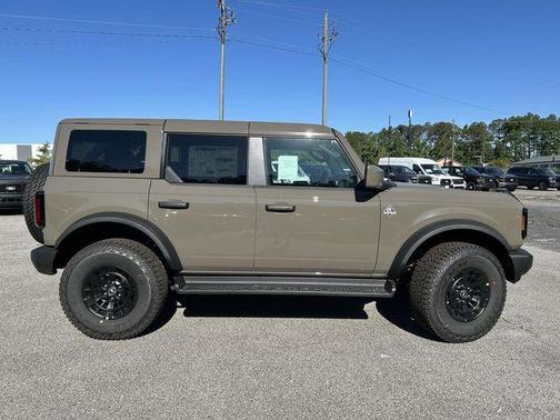 Gray 2026 Ford Bronco Outer Banks