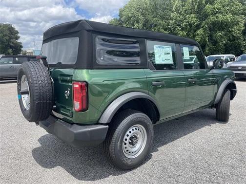 2025 Ford Bronco Base