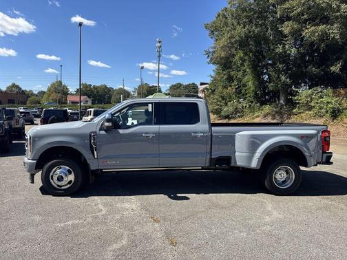 2026 Ford F-350 Platinum