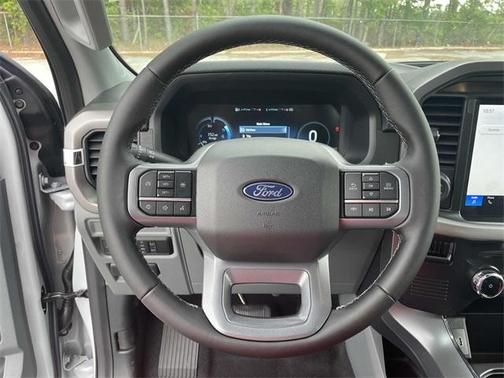 2025 Ford F-150 Lightning XLT