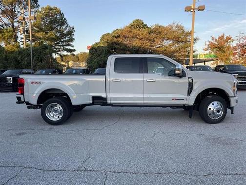 2026 Ford F-450 Platinum