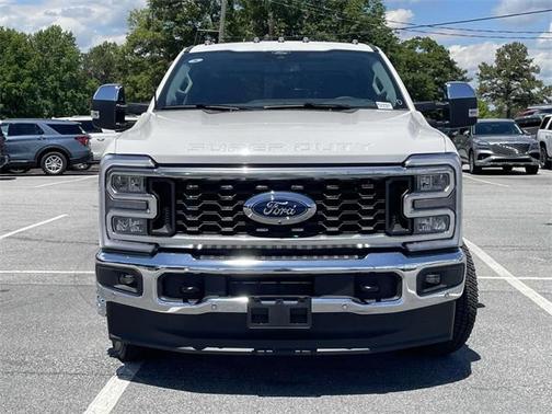 2025 Ford F-350 Lariat Super Duty