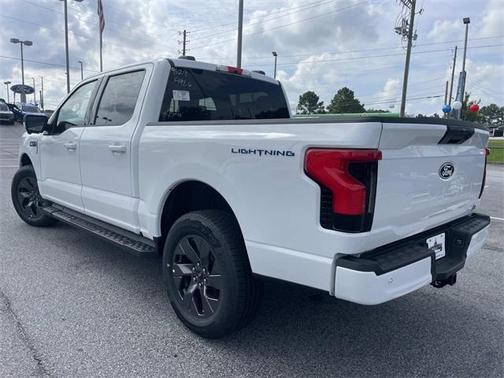 2025 Ford F-150 Lightning Flash
