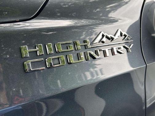Shadow Gray Metallic 2021 Chevrolet Tahoe High Country