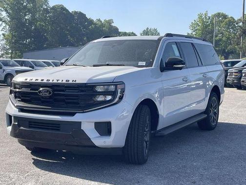 Silver Metallic 2026 Ford Expedition Max Platinum