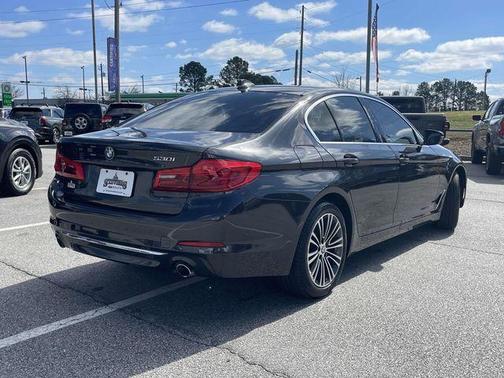2020 BMW 530 i