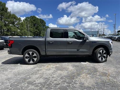 2025 Ford F-150 Lightning Platinum