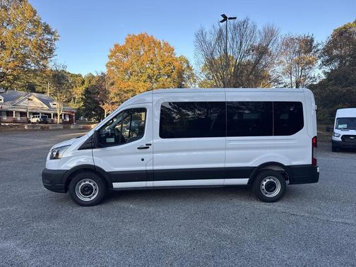 2025 Ford Transit-350 XLT 148 WB Medium Roof Passenger