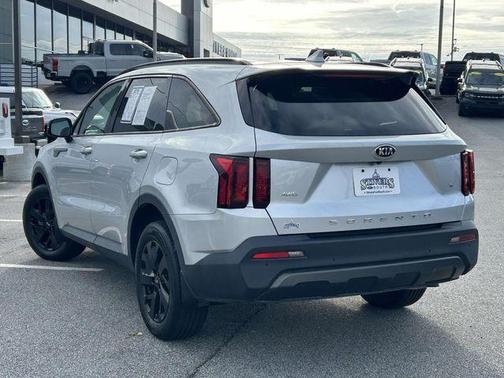 Sparkling Silver 2021 Kia Sorento S