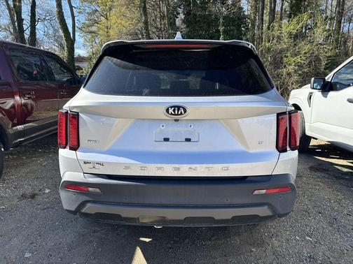 2021 Kia Sorento S