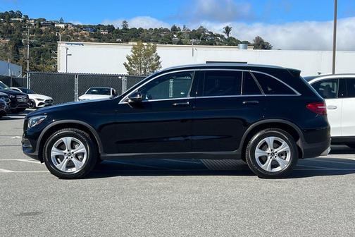 Black 2018 Mercedes-Benz GLC 300 4MATIC