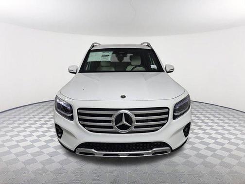 2025 Mercedes-Benz GLB 250 4MATIC