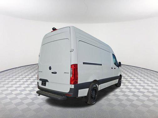 2025 Mercedes-Benz Sprinter 2500 Standard Roof