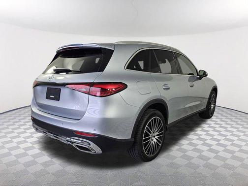 2025 Mercedes-Benz GLC 300 Base