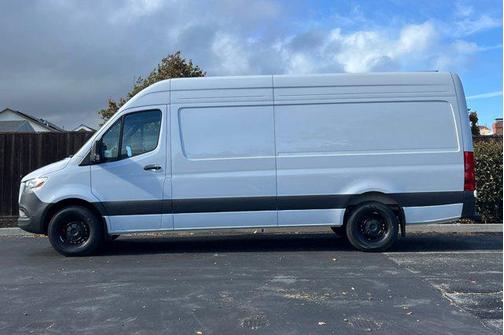 2026 Mercedes-Benz Sprinter 2500 High Roof