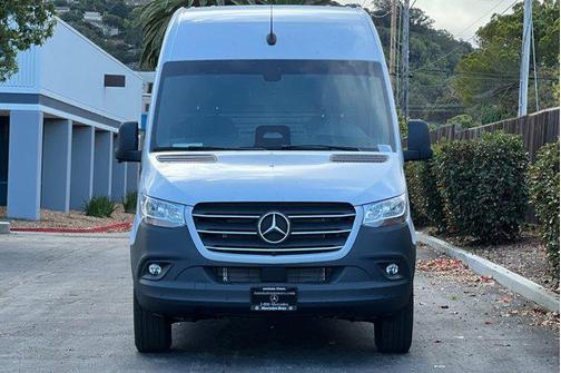 2026 Mercedes-Benz Sprinter 2500 High Roof