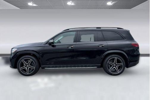 Obsidian Black Metallic 2026 Mercedes-Benz GLS 450 4MATIC