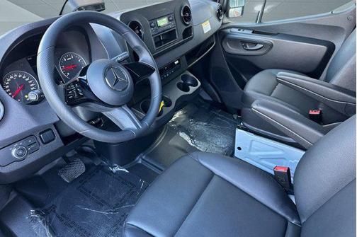 2025 Mercedes-Benz Sprinter 2500 High Roof