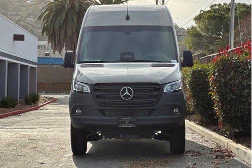 2026 Mercedes-Benz Sprinter 2500 Standard Roof