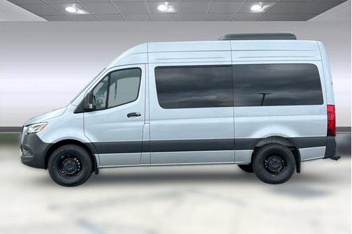 2025 Mercedes-Benz Sprinter 2500 Standard Roof
