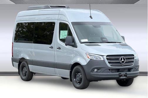 2025 Mercedes-Benz Sprinter 2500 Standard Roof