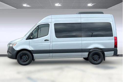 2025 Mercedes-Benz Sprinter 2500 Standard Roof