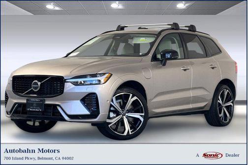 2025 Volvo XC60 Plug-In Hybrid T8 Ultra