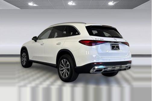 Polar White 2026 Mercedes-Benz GLC 300 4MATIC