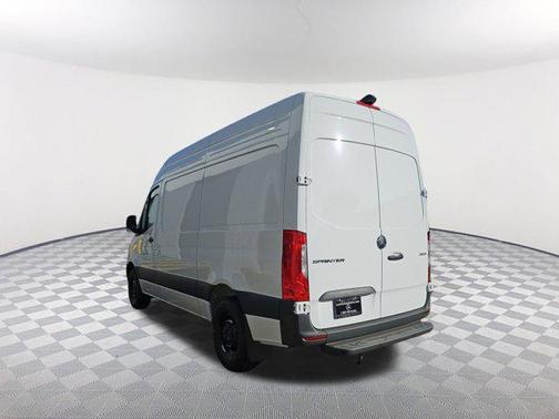 2025 Mercedes-Benz Sprinter 2500 Standard Roof