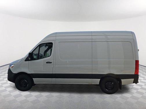 2025 Mercedes-Benz Sprinter 2500 Standard Roof