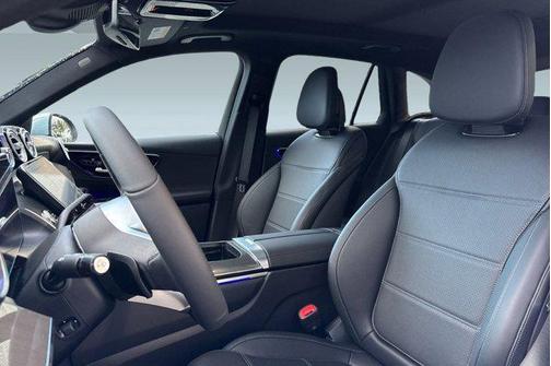 2026 Mercedes-Benz GLC 300 Base